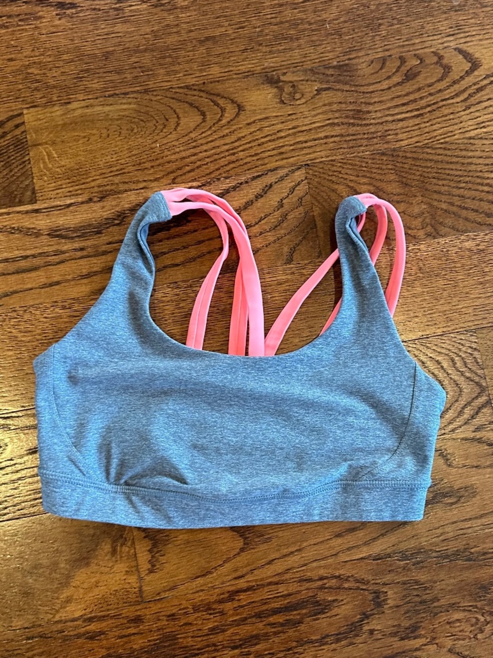 Lululemon Sport Bra sz 6 with neon straps